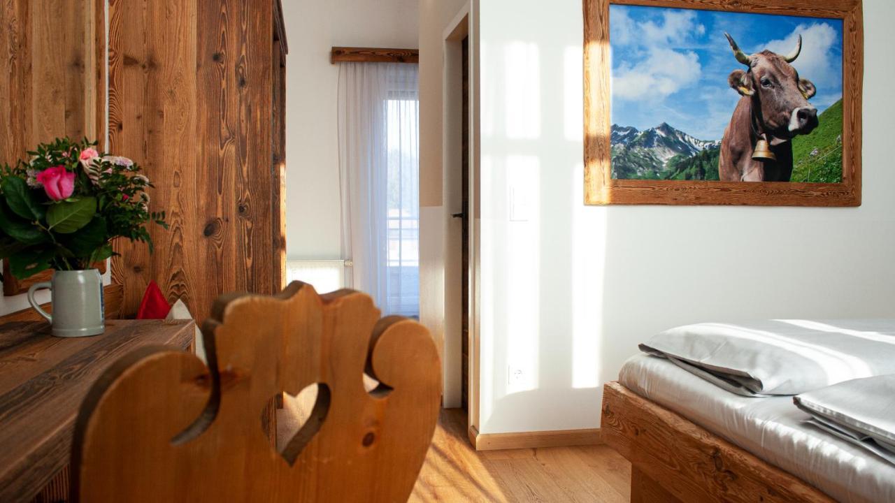 Hotel Almwirt Haar  Luaran gambar